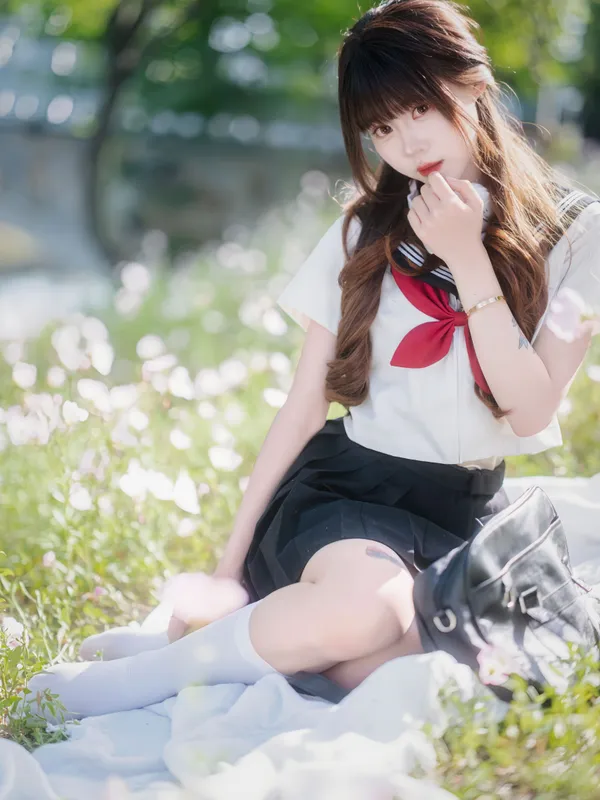 《月见花海JK少女》[50P] - 机器猫次元