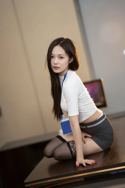 《教室OL女教师》[83P] - 机器猫次元