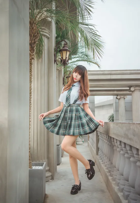 Money冷冷 – JK [9P] - 机器猫次元