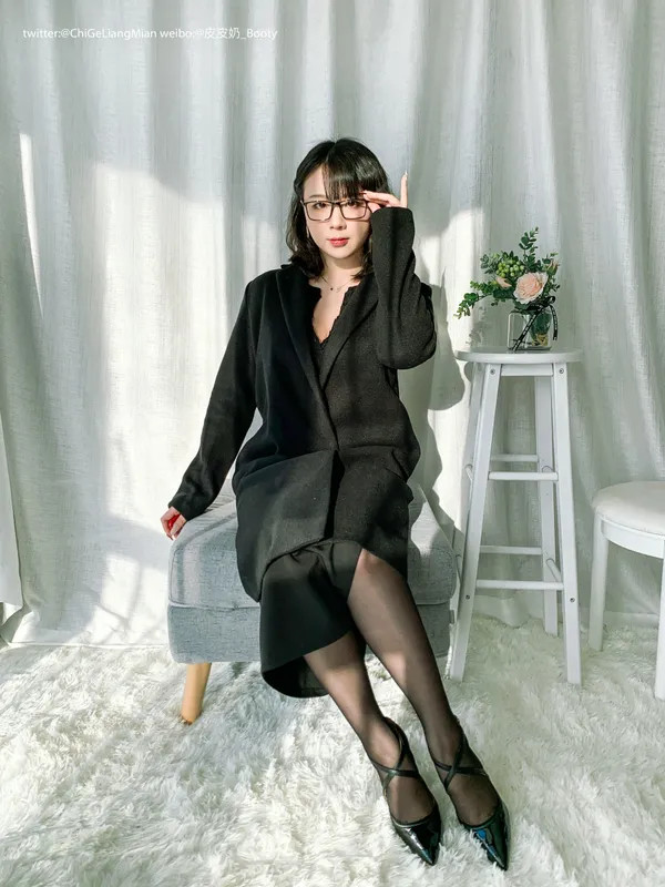 皮皮奶可可爱了啦 黑色OL [120P] - 机器猫次元