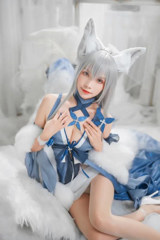 Neko-薇薇 – 信浓礼服 [30P] - 机器猫次元