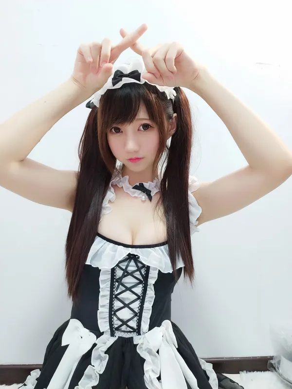NAGISA魔物喵 – 女仆小姐 [9P] - 机器猫次元