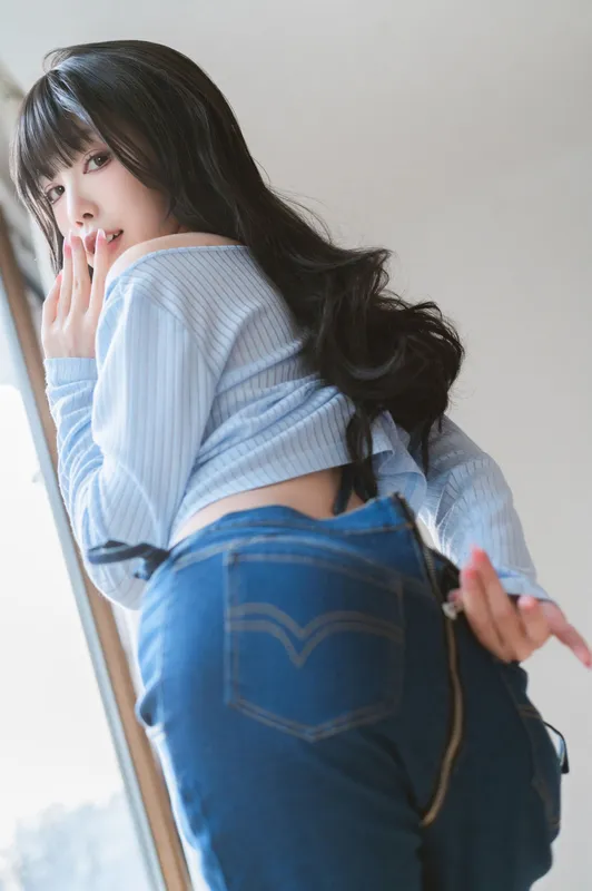水淼aqua – 牛仔裤 [23P] - 机器猫次元