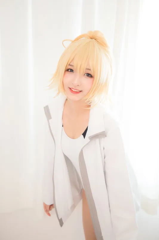 神楽坂真冬 贞德泳装 [150P] - 机器猫次元