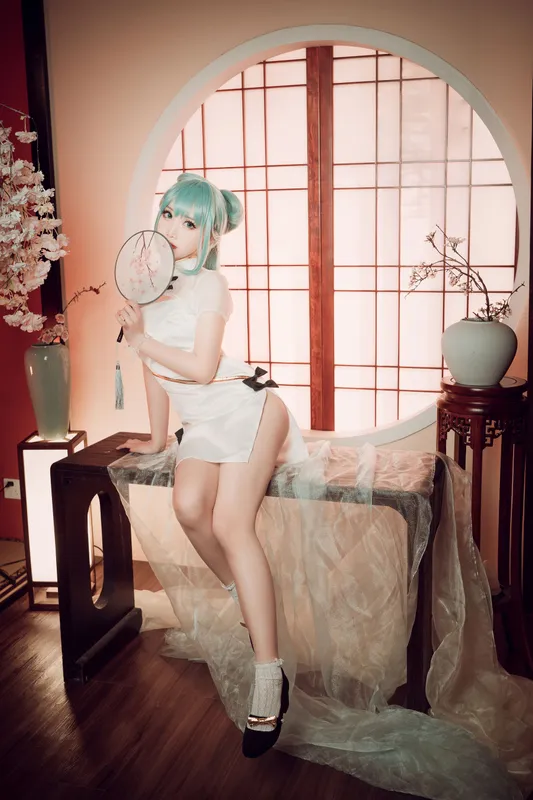 面饼仙儿 – 初音旗袍 [28P]