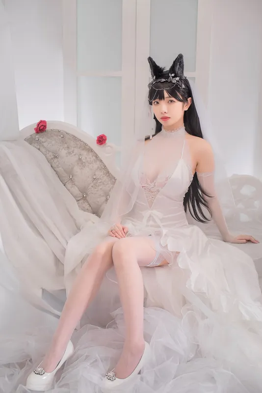 雯妹不讲道理 – 爱宕花嫁 [32P] - 机器猫次元
