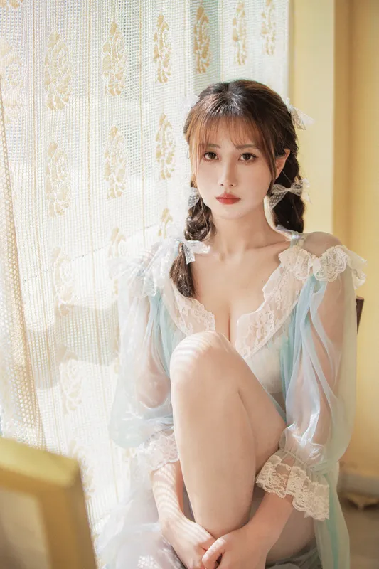 念雪ww – 蓝纱衣 [40P] - 机器猫次元