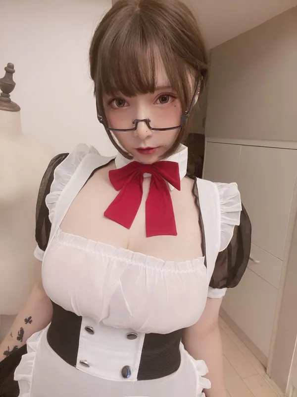 次屁啦 – 透明女仆桃 [19P] - 机器猫次元