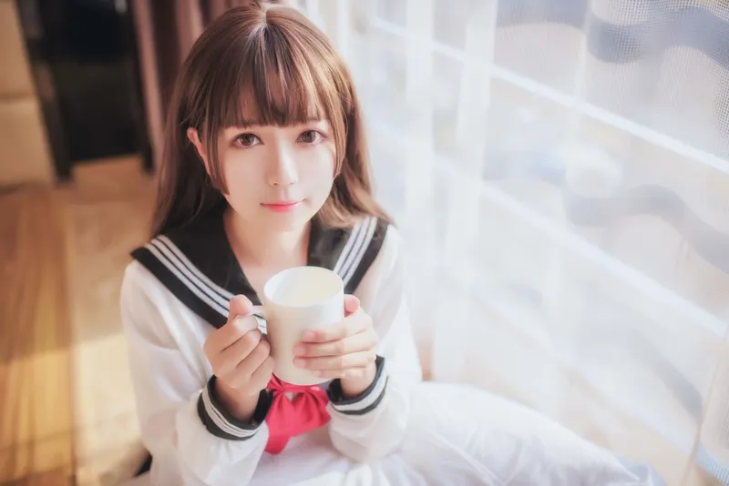 [萝莉COS] 白金Saki - 半透明水手服 [36P] - 机器猫次元