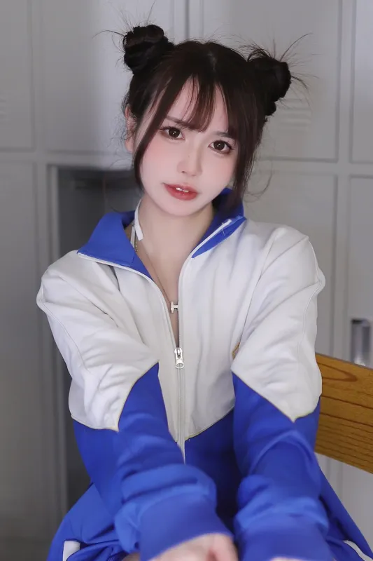 Tina很妖孽呀 – 清纯校园学妹 [26P]