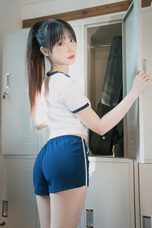 焖焖碳 – 体操服 [30P] - 机器猫次元