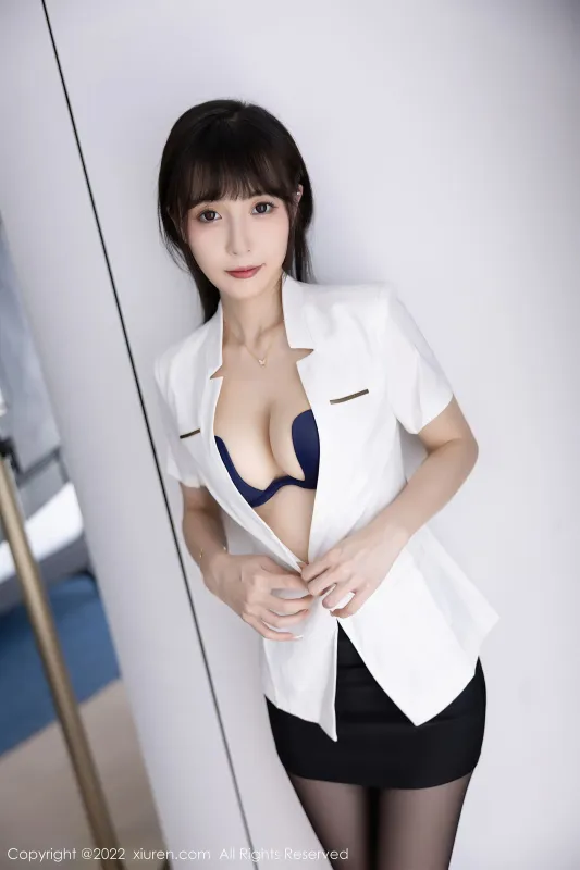 秀人网 No.5700 林星阑 短裙美腿 - 机器猫次元