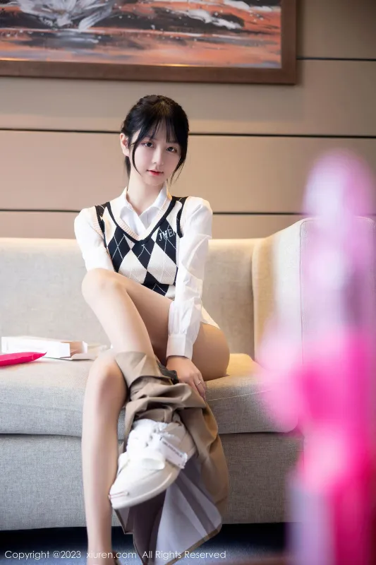 秀人网 No.6329 谢小蒽 短裙美腿 - 机器猫次元