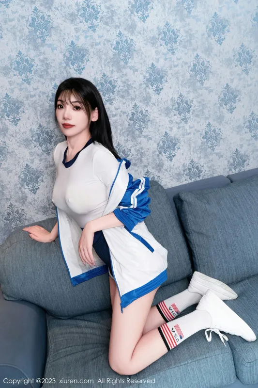 XiuRen 秀人 No.7106 小泡芙winna 窄边系列回归学生服 [60P] - 机器猫次元