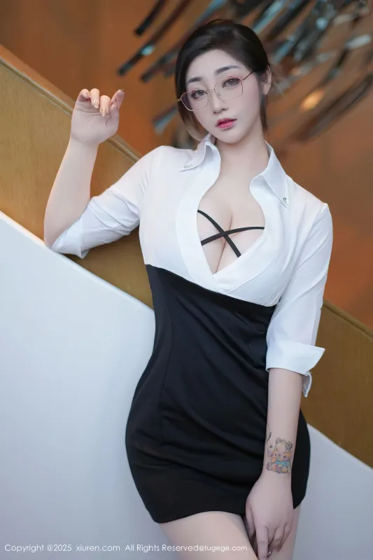 秀人网 妲己_Toxic Vol.11045 [80P] - 机器猫次元