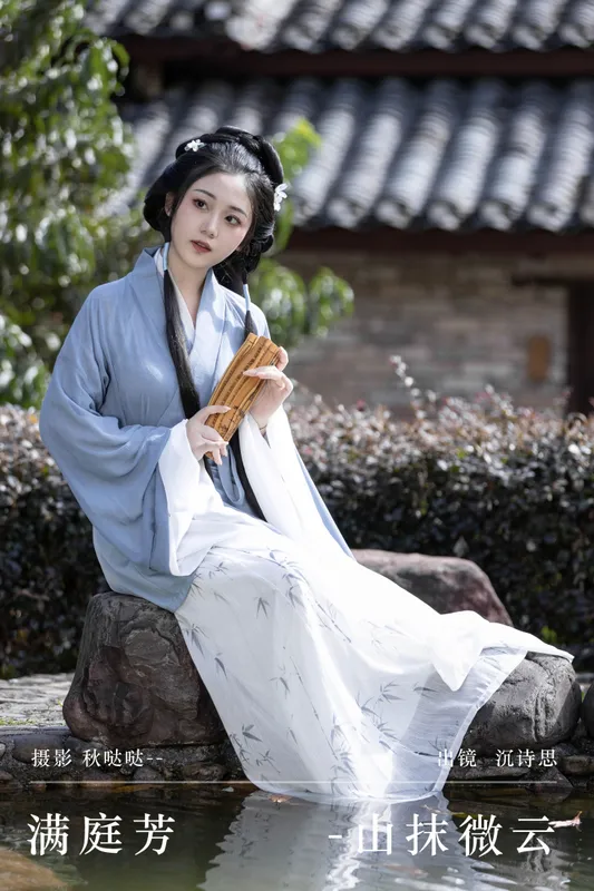 沉诗思 – 《满庭芳-山抹微云》[33P] - 机器猫次元