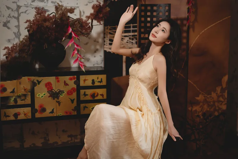 富婆 – 《悠韵时光里的优雅倩影》[44P] - 机器猫次元