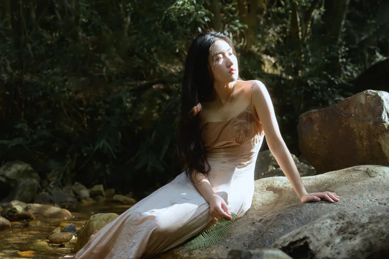 椰汁之之 – 《山溪》[17P]