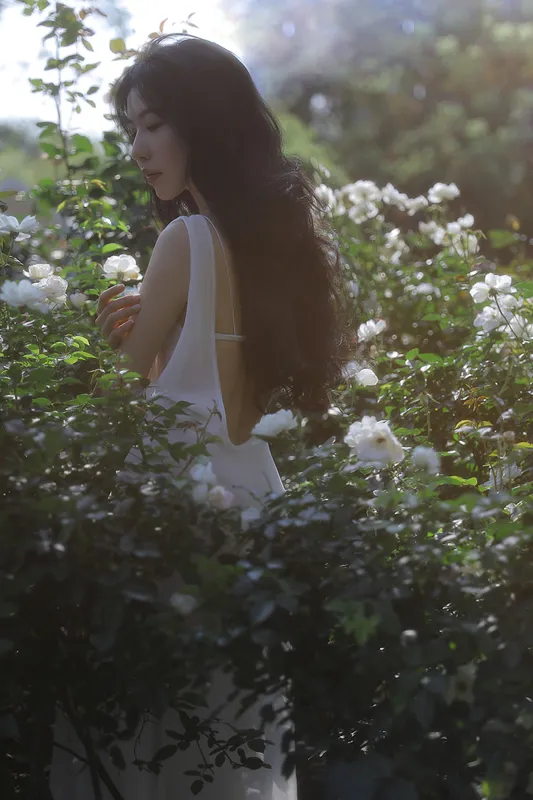 Wendy园子模特 - 《细嗅蔷薇》[19P]