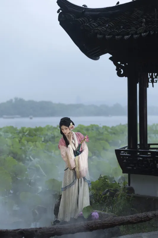 婉婷 – 《江南可采莲》[19P]