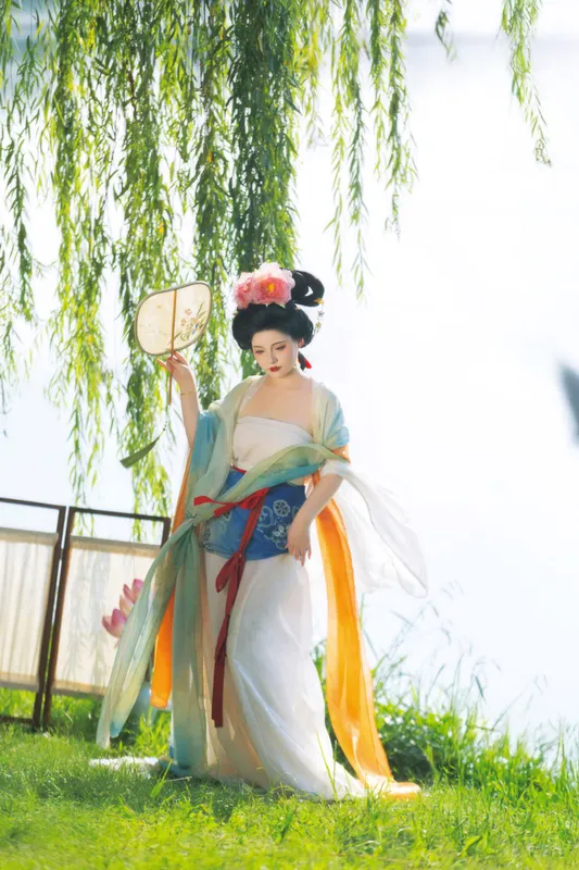 《仿白伯骅仕女图》[12P]