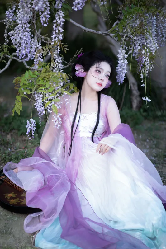 绒绒栗栗 – 《紫藤挂云木》[9P] - 机器猫次元