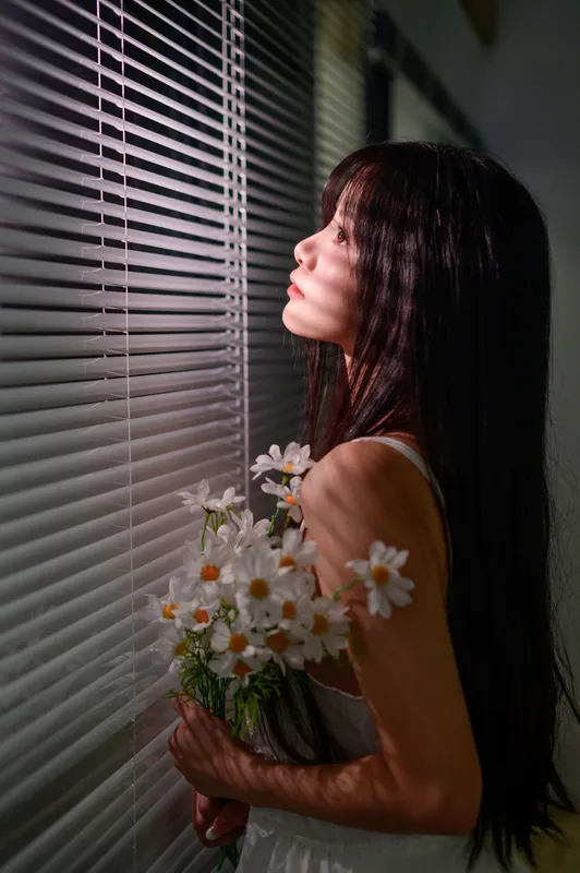西西驾到（模特版） – 《雏菊》[30P]