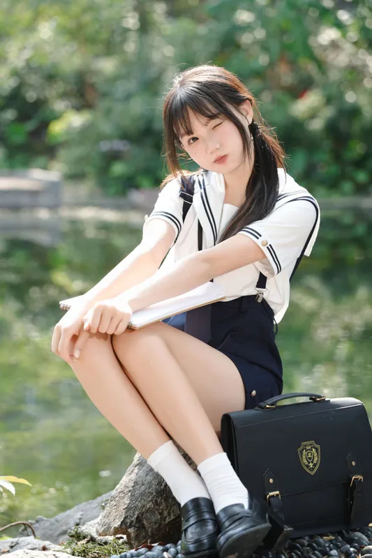 《jk少女》[17P] - 机器猫次元
