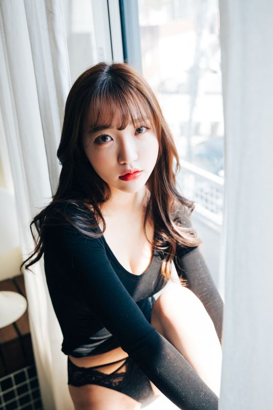 [LOOZY] Yeeun – Maximum Vol.1 [59P] - 机器猫次元