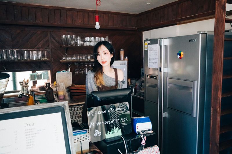 [LOOZY] Bambi – Cafe Alba [159P] - 机器猫次元
