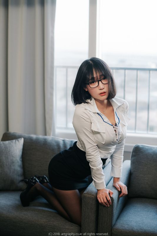 [ARTGRAVIA] VOL.042 姜仁卿 – 黑丝制服+女仆诱惑 [62P] - 机器猫次元