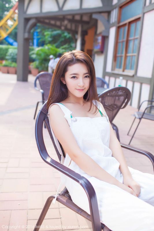 夏茉GIGI《2套服饰街拍》 爱蜜社IMiss Vol.066 - 机器猫次元
