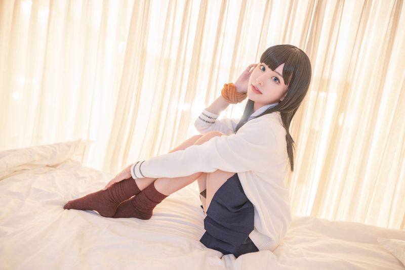 AAAyu阿玉 – 宝多六花 [16P]