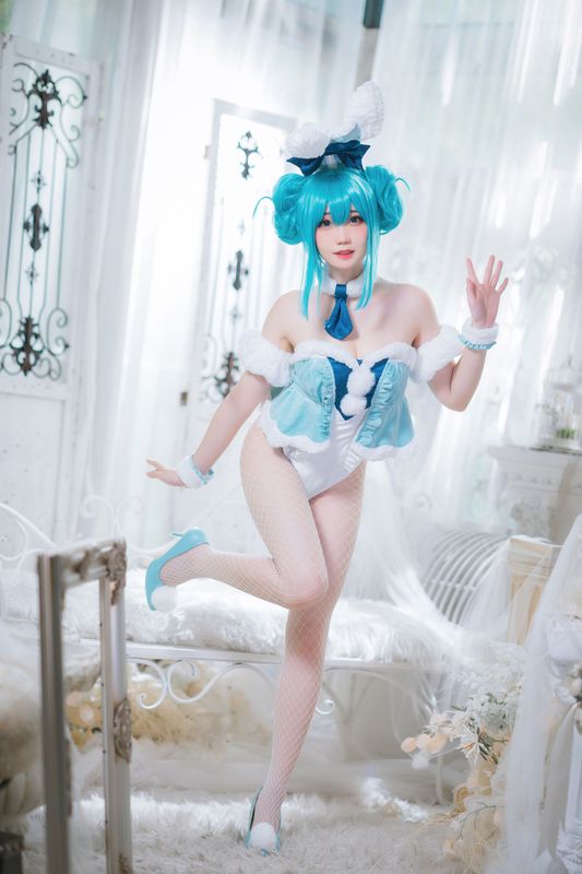 焖焖碳 – 初音兔女郎 [20P] - 机器猫次元