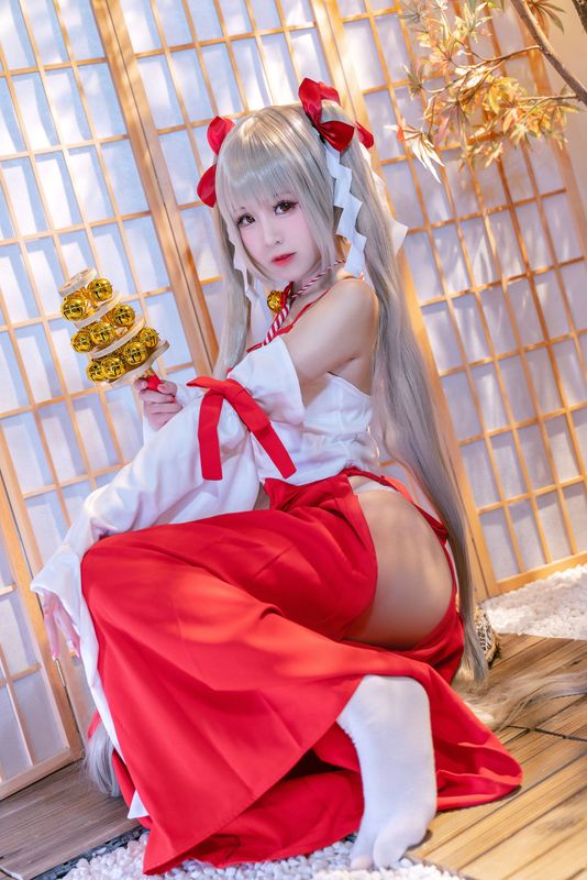 miko酱ww – 可畏巫女 [23P] - 机器猫次元
