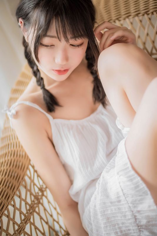 周叽是可爱兔兔 – 盛夏 [19P] - 机器猫次元