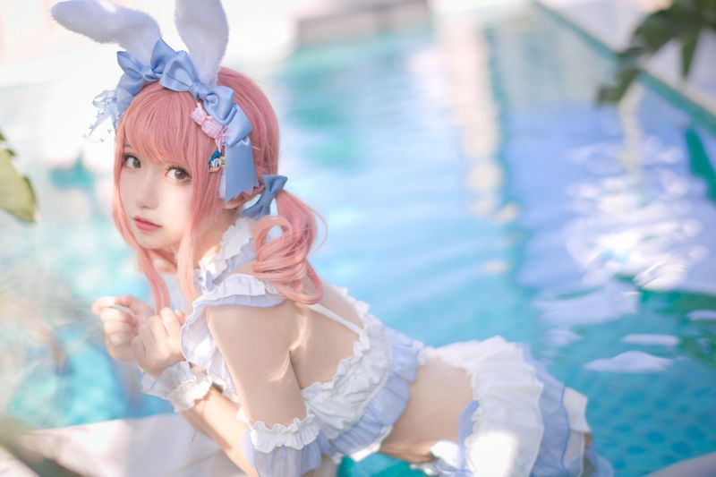 花柒Hana – 夏日甜芯 泳装 [37P] - 机器猫次元