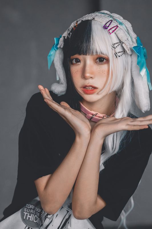疯猫ss – 雀斑少女 [12P] - 机器猫次元