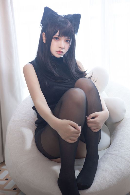 疯猫ss – 黑毛衣少女 [80P] - 机器猫次元