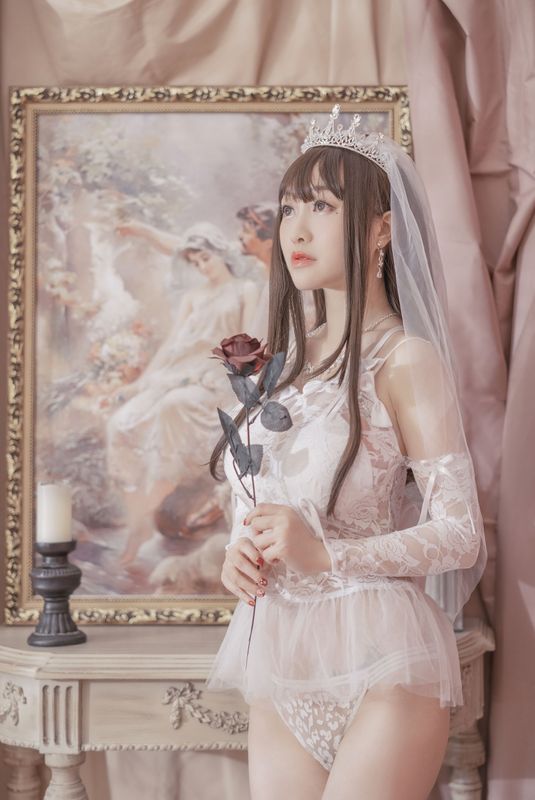 脱尾巴Mizuki – 婚纱 [30P]