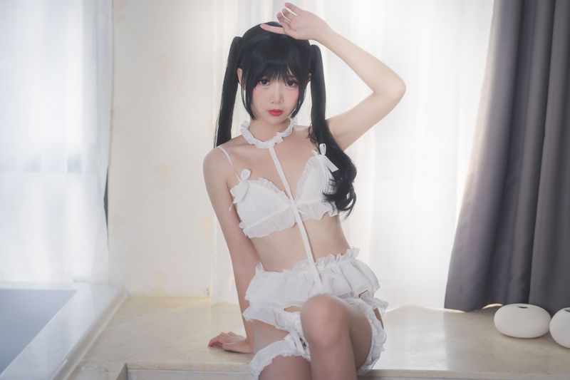 面饼仙儿 – 脑内少女 白内衣 [17P] - 机器猫次元