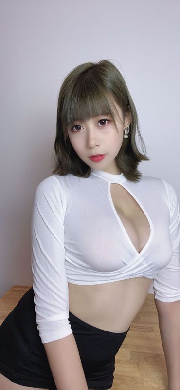 奈汐酱nice – 不务正业小秘书 [51P] - 机器猫次元