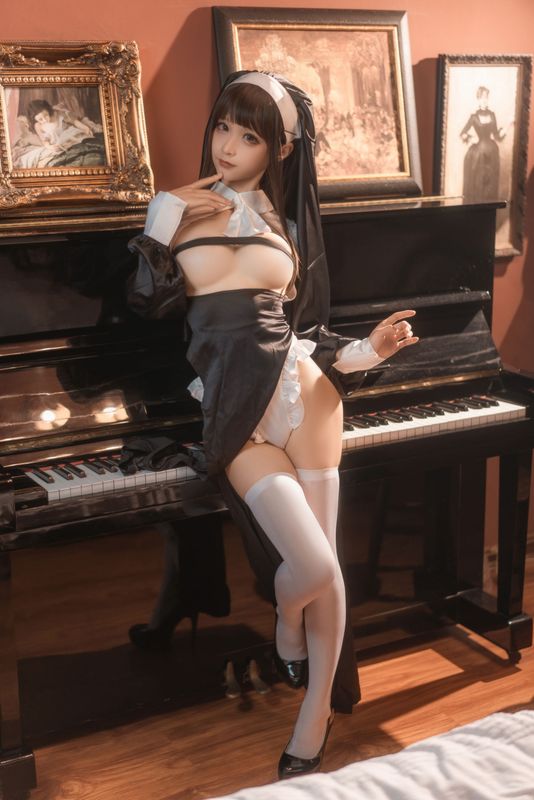 蠢沫沫 – 仆-修女 [42P] - 机器猫次元