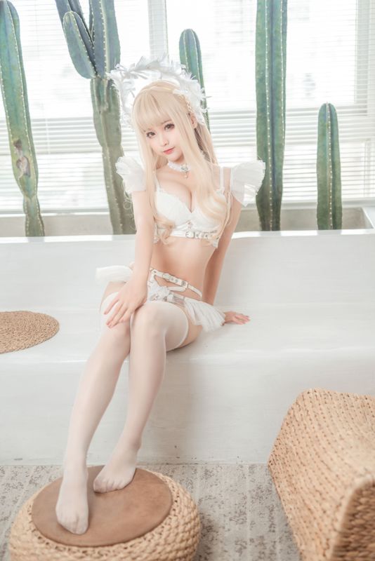 蠢沫沫 – 金天使 [40P] - 机器猫次元