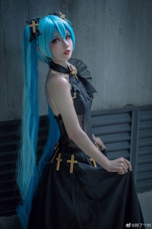 阿了个fifi – 初音 [6P] - 机器猫次元