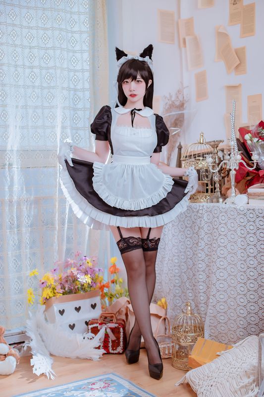 二佐Nisa – 犬之眷之碧蓝爱宕 女仆 [19P] - 机器猫次元