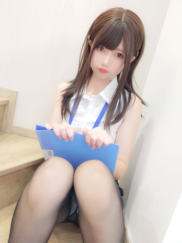 NAGISA魔物喵[fantia] – 仕事中～ [13P] - 机器猫次元