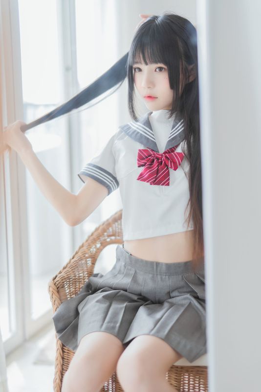 桜桃喵 – 心形胖次 [111P] - 机器猫次元