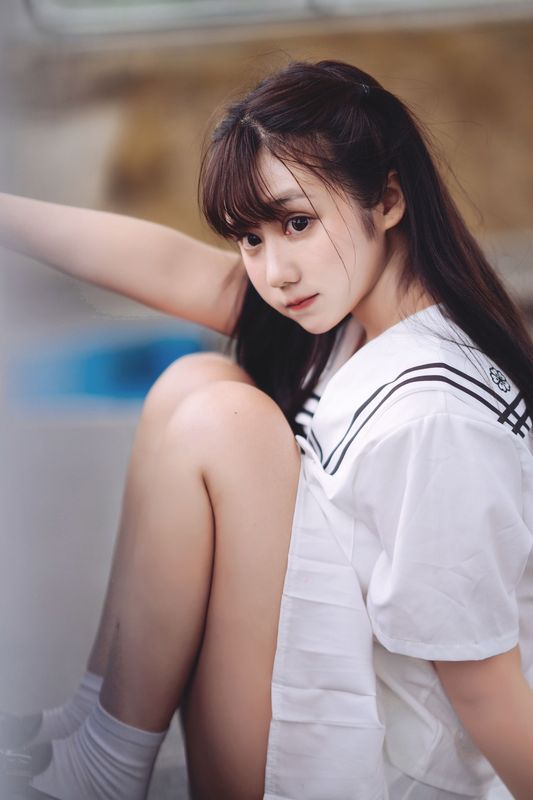 镜酱 – 静夏之JK少女 [33P]