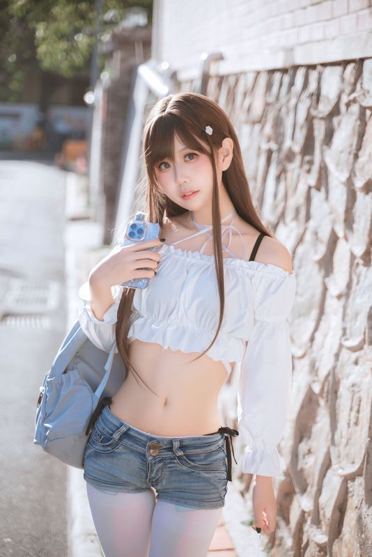 萌芽儿o0 – 邻家小恶魔 [46P]